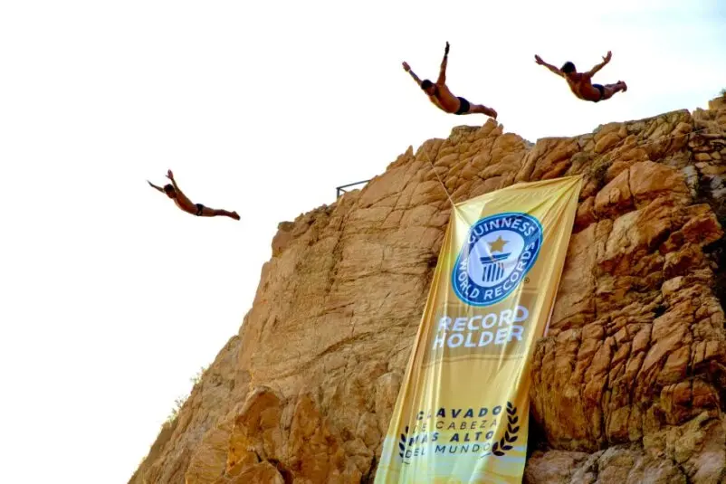 Divers from La Quebrada, in the renowned port city of Acapulco, Guerrero, have been awarded a Guinness World Record for performing the highest head-first dive in the world. Photo: Ministry of Tourism